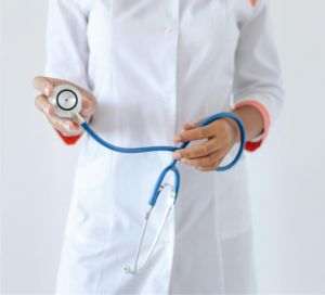 UMF Carol Davila brings preventive medicine to the beaches of the southern coast